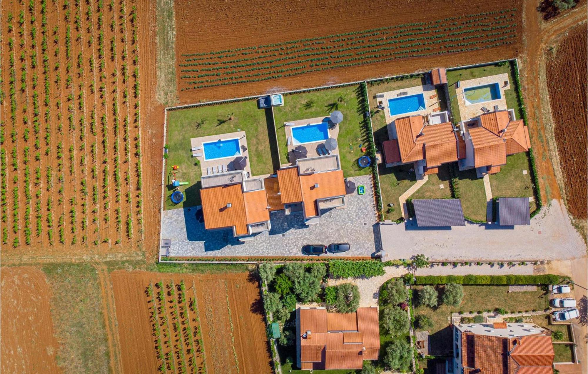 Villa Eni Gedici Exterior photo